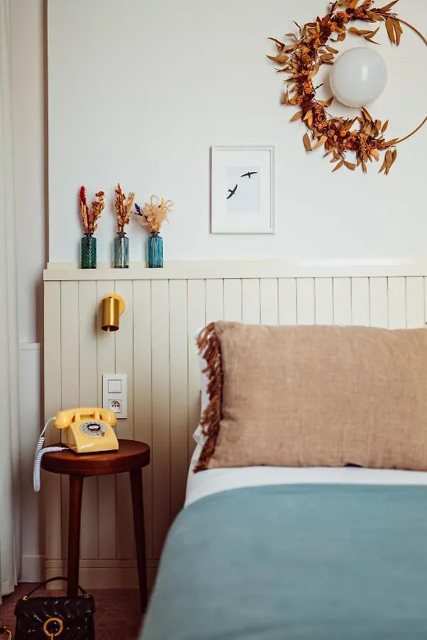 ****  Hotel Maison Lacassagne Lyon France